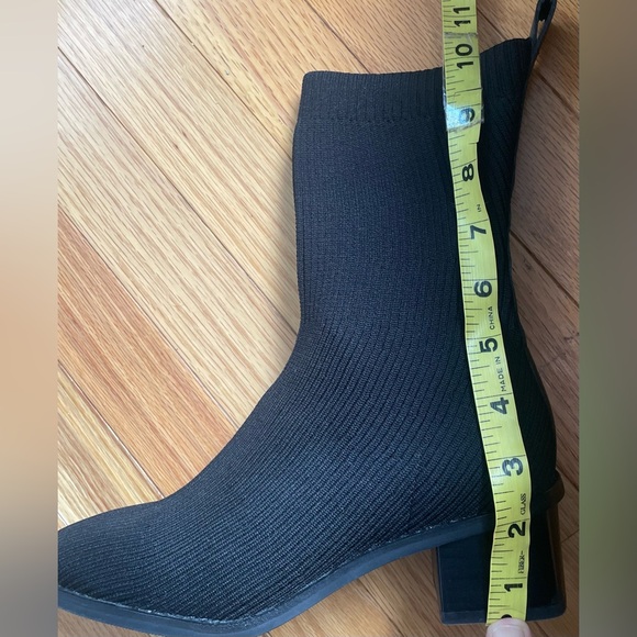 Everlane Re-Knit High Day Glove Boot - Picture 13 of 14